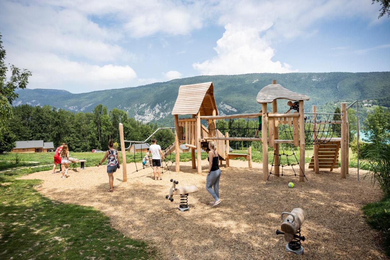 Huttopia Lac D'Aiguebelette Saint-Alban-de-Montbel Экстерьер фото