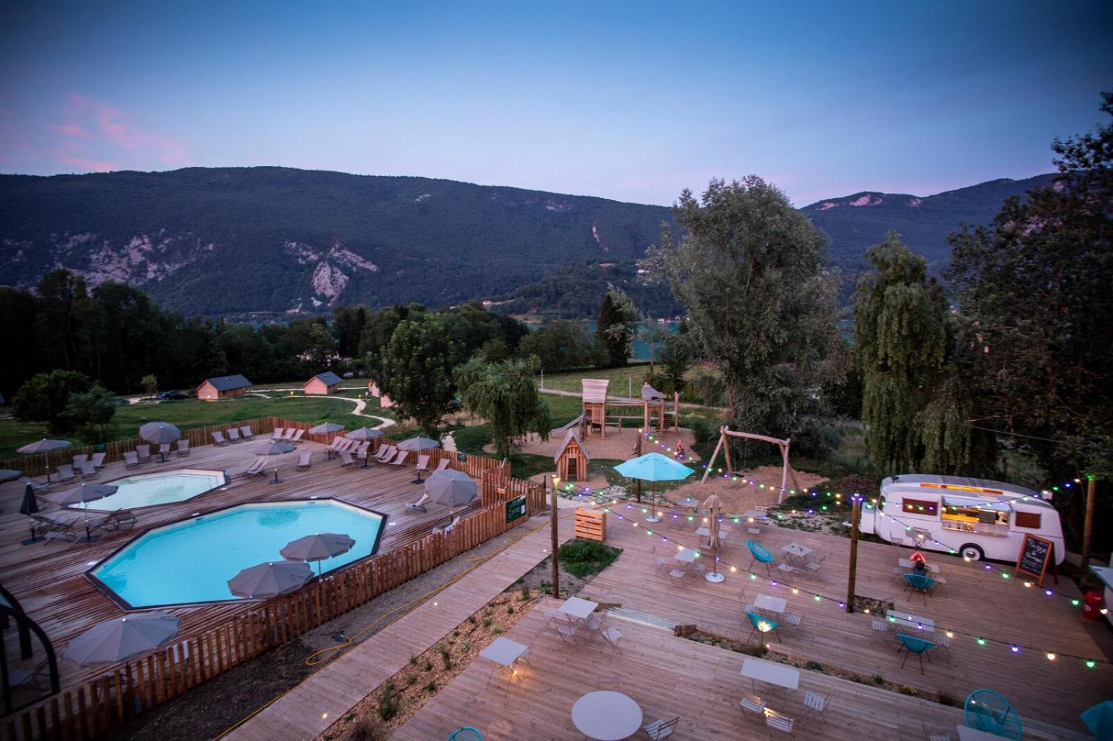 Huttopia Lac D'Aiguebelette Saint-Alban-de-Montbel Экстерьер фото