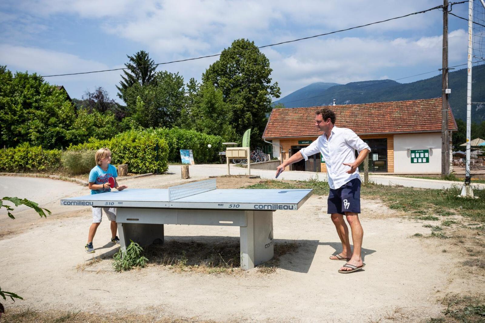 Huttopia Lac D'Aiguebelette Saint-Alban-de-Montbel Экстерьер фото